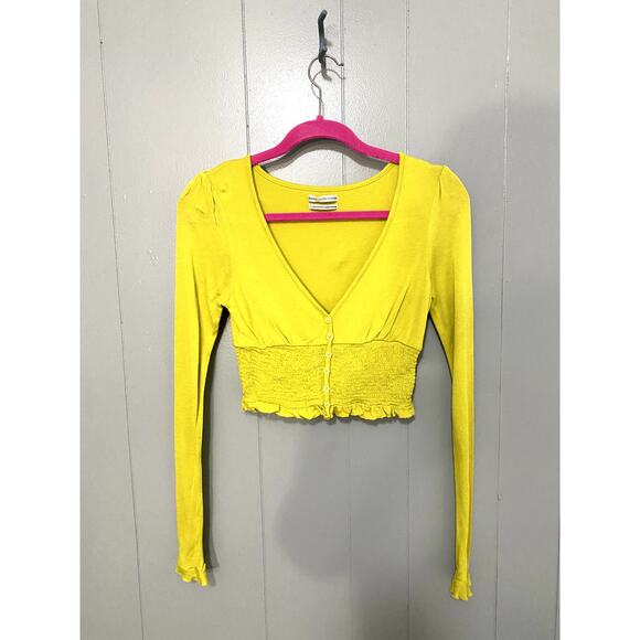 Urban Outfitters Chartreuse Bayside Smocked Button-front Cropped Blouse S - Picture 2 of 8